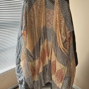 NWT Janice Apparel s/s kimono multi colored.